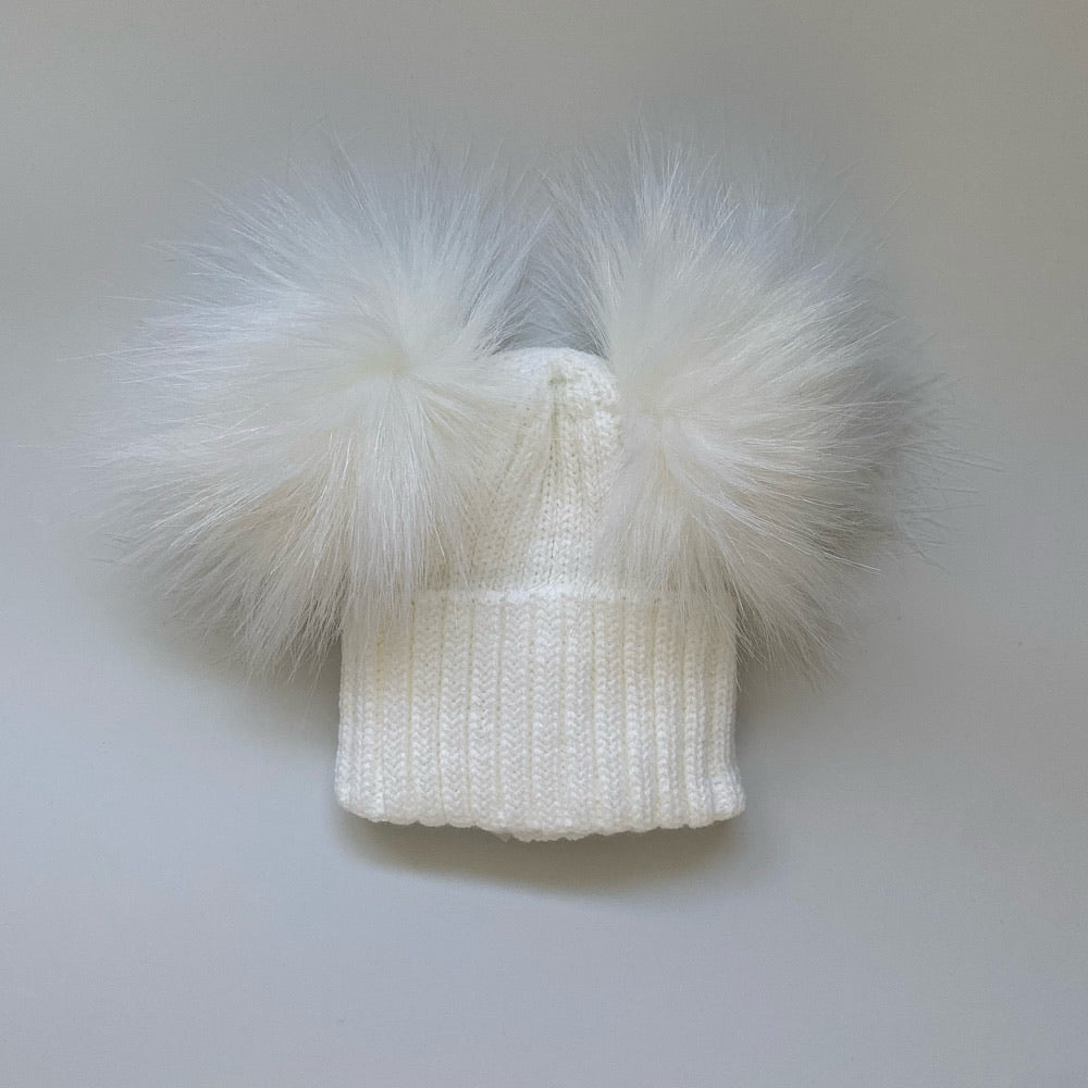 White double Pom hat